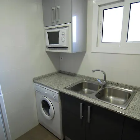 Zeus Alexis Ii Apartment